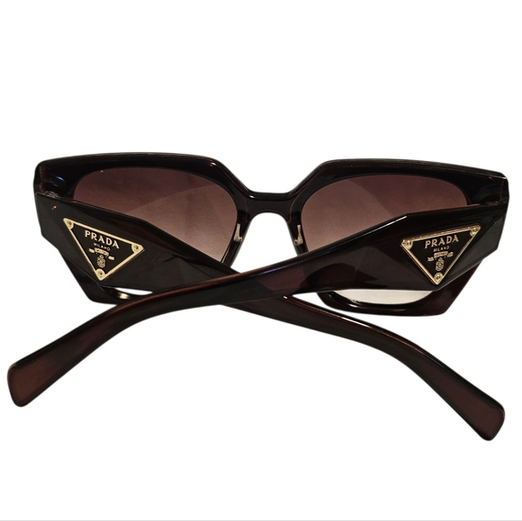 NWT✨PRADA✨Authentic Bordeaux Brown Sunglasses with Gold Iconic Logo - Picture 9 of 16